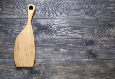 Kesme tahtası ahşap yüzeye