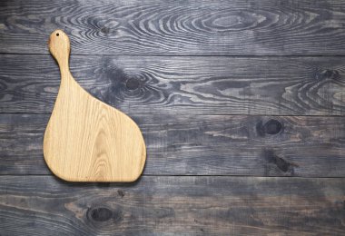 Kesme tahtası ahşap yüzeye