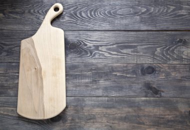 Kesme tahtası ahşap yüzeye