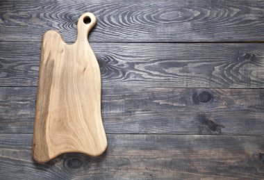 Kesme tahtası ahşap yüzeye