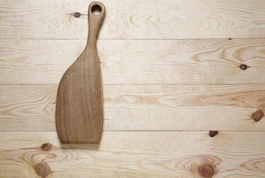 Kesme tahtası ahşap yüzeye