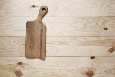 Kesme tahtası ahşap yüzeye