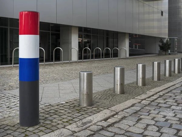 Skydd och säkerhet från den holländska ambassaden i Berlin — Stockfoto