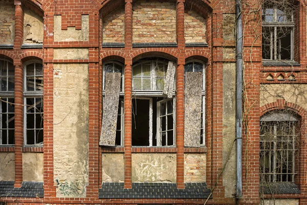 Stare budynki na terenie Beelitz uzdrowienie stron w Brandenburgii — Zdjęcie stockowe
