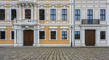 Dresden bir binada, tarihi bir ev faade  