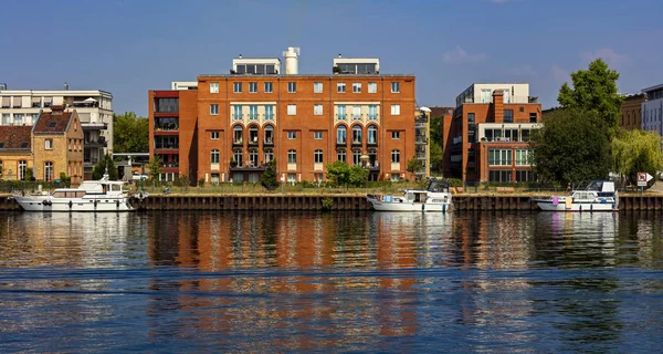 Living and living at the Havel near Potsdam, Brandenburg, Germany — Stock Photo, Image