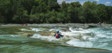 Bavyera topraklarda Isar Nehri  