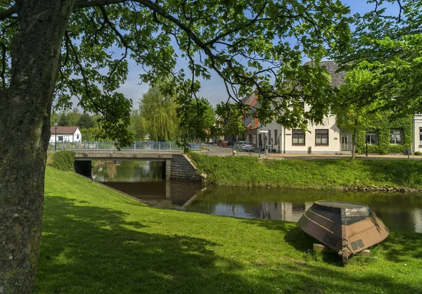 O Schleswig Holstein Cidade de Friedrichstadt com o Paludanushaus e os canais — Fotografia de Stock