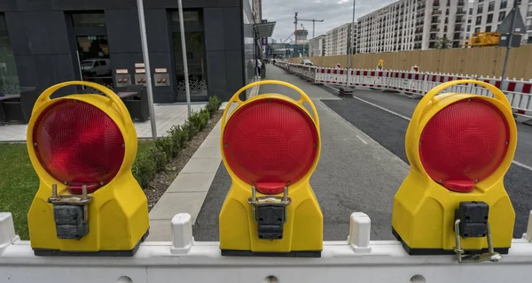 Warning lamps at a construction site — Stock Photo, Image