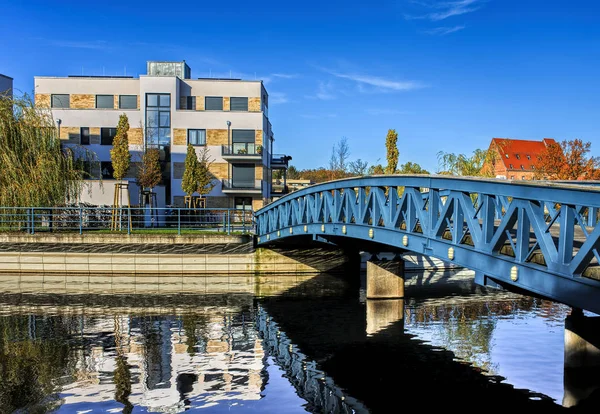 Wonen en leven in de Tegeler haven in het noorden van Berlijn — Stockfoto