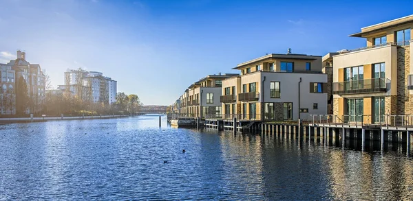 Living and living at the Tegeler port in the north of Berlin — Stock Photo, Image