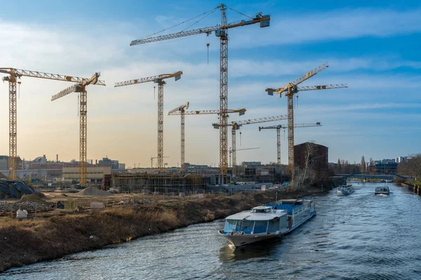 En la obra de construcción de la ciudad de Europa en Berlín Mitte — Foto de Stock