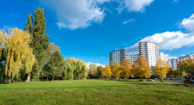 Berlin Reinickendorf, Almanya 'daki Mrkisches Viertel' deki gökdelenler ve daireler