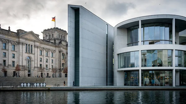Bâtiments Monuments Dans Quartier Gouvernemental Berlin Allemagne — Photo