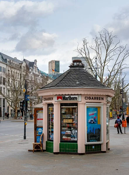 역사적 신문인 Kiosk Kurfrstendamm Berlin Germany — 스톡 사진