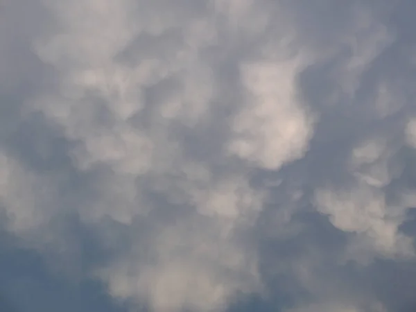 Interesting dramatic storm clouds good for backgorund — Stock Photo, Image