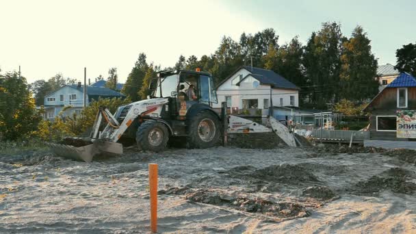 Terex koparki pracujący w budowie — Wideo stockowe