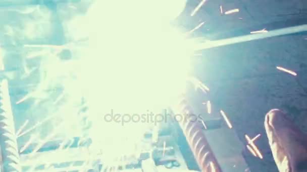 溶接機溶接アーマチュア金属の死体 — ストック動画