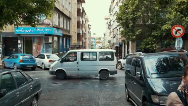 Lanzador en las calles de Estambul, Turquía — Vídeos de Stock