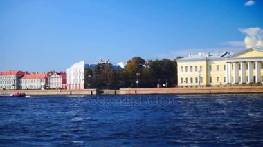 Neva Nehri setin tam tersi bankadan, Rusya'nın St.petersburg, görünümünde