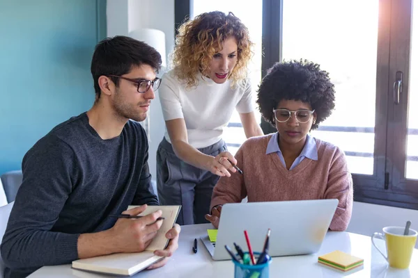 Shot Casual Young Business People Working Laptop Talking New Project — Stock Photo, Image