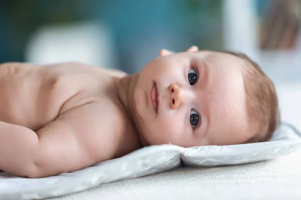 Shot Happy Baby Looking Camera While Lying White Sheet Home — Stock Photo, Image