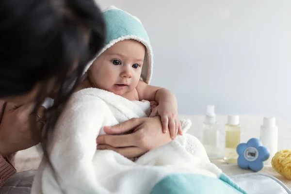 Shot Young Mother Holding Cute Baby Towel Bathing Home — Stock Photo, Image