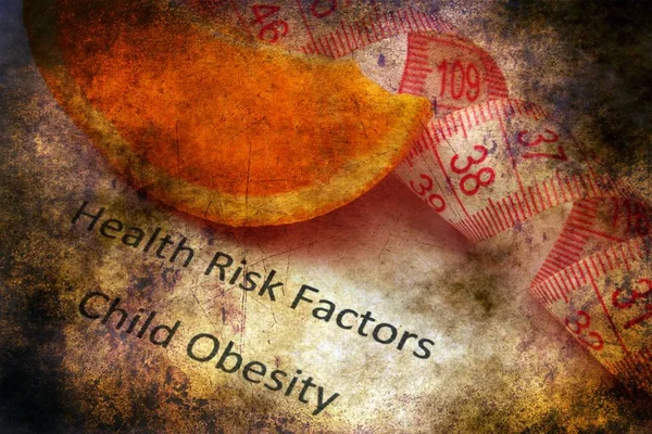 Zdravotní rizikové faktory - dětské obezity grunge koncept — Stock fotografie