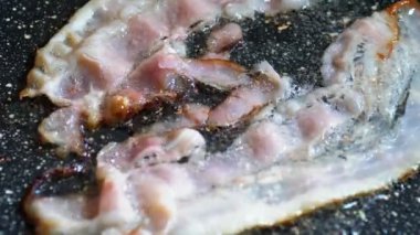 Izgara domuz pastırması Fried Close-Up