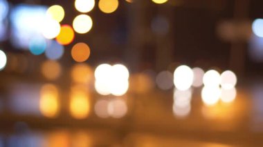 Bokeh ışıkları ile gece hayatı şehir