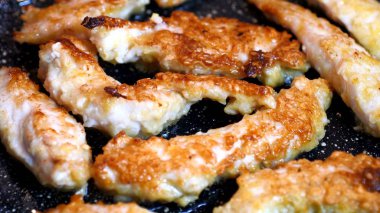 Şnitzel kızartma tava tavuk göğsü