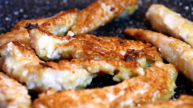 Şnitzel kızartma tava tavuk göğsü