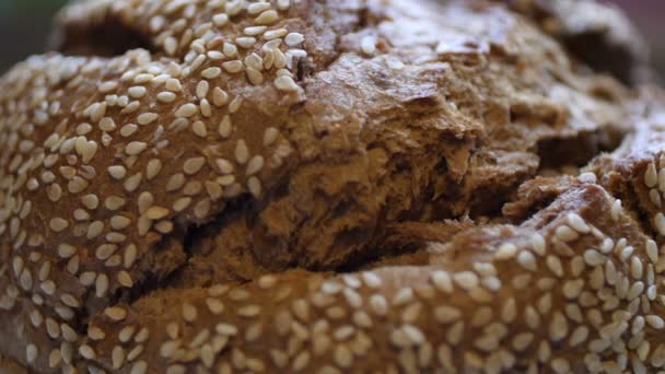 Close up of kulmbacher german bread — Stock Video