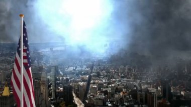 Büyük şehirde fırtınaya karşı ABD bayrağı