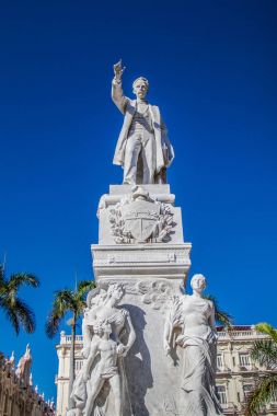 Jose Marti heykeli
