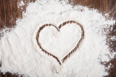 Çizilmiş kalp şekli