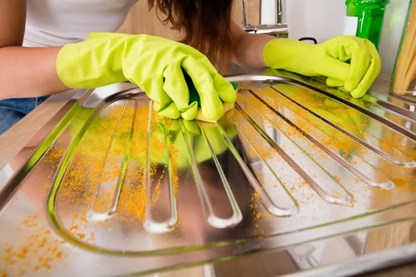 Woman Cleaning Steel Sink — Stock Photo, Image