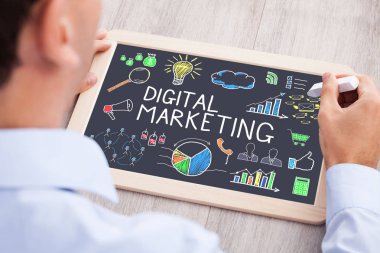 İşadamı çizim dijital pazarlama