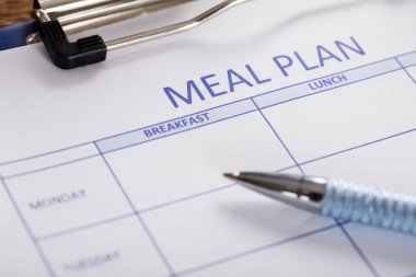 Kalemle yemek planı formu
