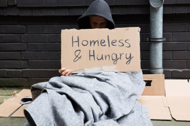 Картина, постер, плакат, фотообои "бездомный и голодный человек
", артикул 140461312