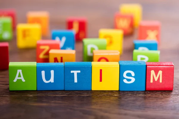 Bloques con autismo de texto —  Fotos de Stock