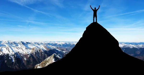 Silhouette Of triumphant man — Stock Photo, Image