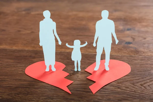 Family Paper Cut On Heart — Stock Photo, Image