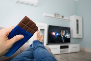 kişi televizyon