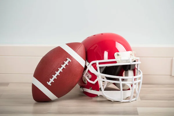 Rugby Ball And Helmet — Stock Photo, Image