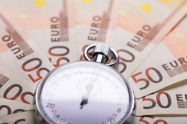 Cronometro On Euro Notes — Foto Stock