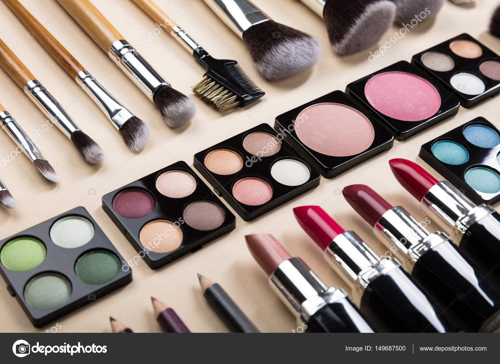 une produits maquillage une produits maquillage