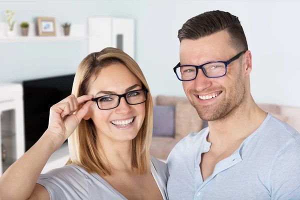 Paar mit Brille — Stockfoto