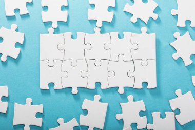 Beyaz jigsaw bulmacalar 