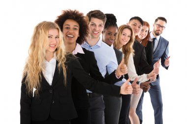 başparmak yukarıya el hareketi iş adamları